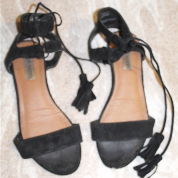 Black Suede Strappy Steve Madden Tassel Sandals - Picture 2 of 2
